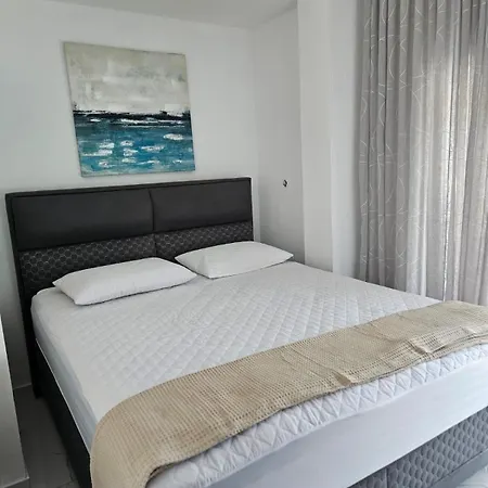 Glaroi 4 * Pefkochori
