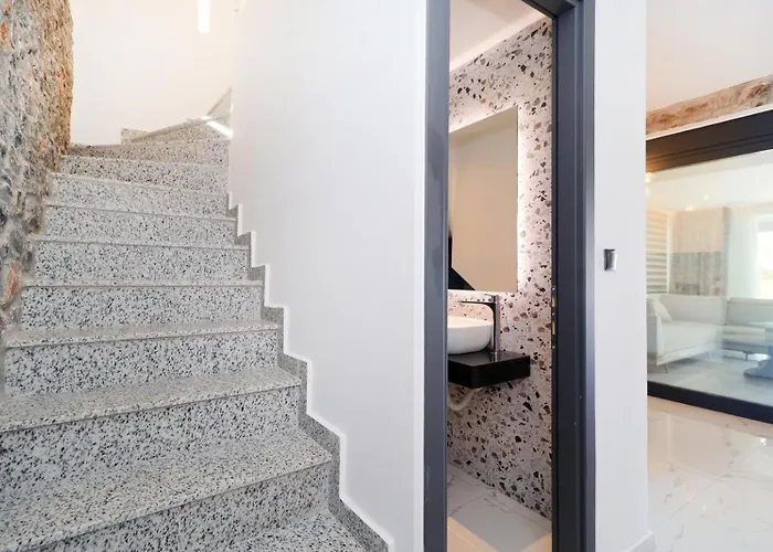 Glaroi 4 别墅 佩科霍里