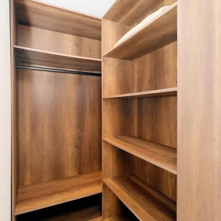 Glaroi 4 * פפקוהורי