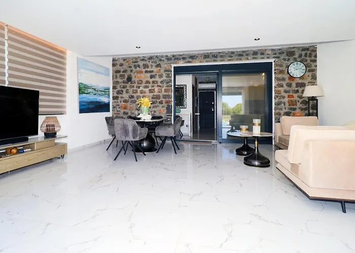 Glaroi 4 * Pefkohóri